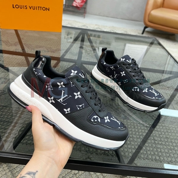 ���� ���̺��� ����Ŀ�� LV664533-1