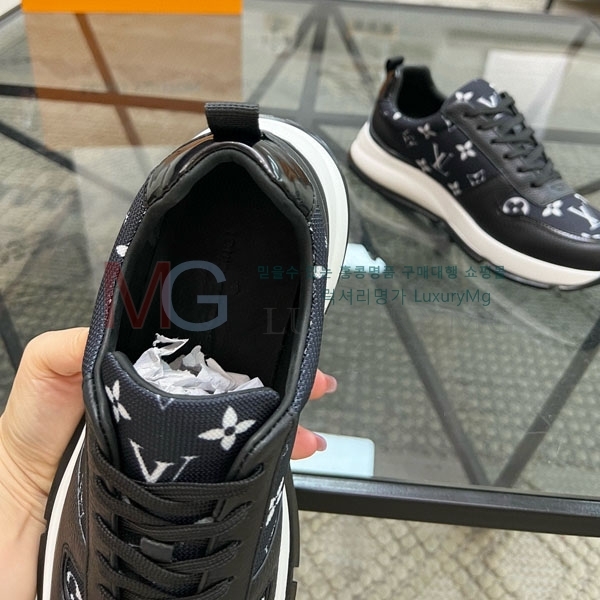 ���� ���̺��� ����Ŀ�� LV664533-1