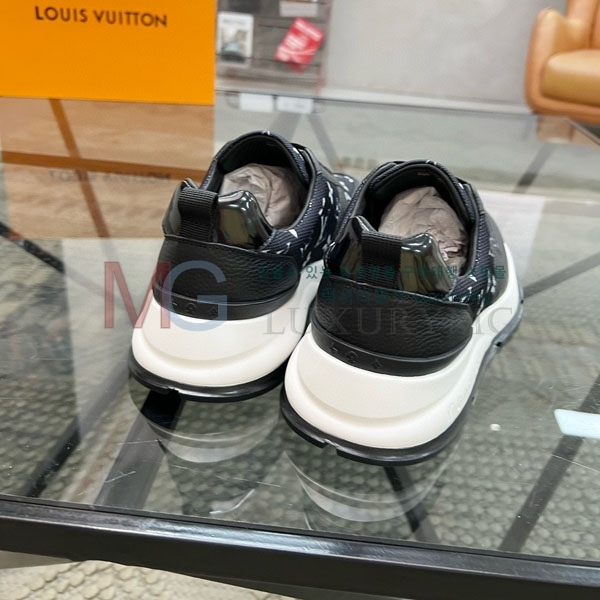 ���� ���̺��� ����Ŀ�� LV664533-1