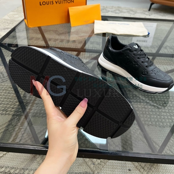 ���� ���̺��� ����Ŀ�� LV664533-4