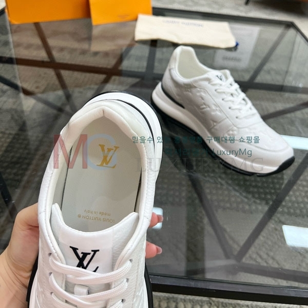 ���� ���̺��� ����Ŀ�� LV664533-6