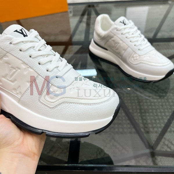 ���� ���̺��� ����Ŀ�� LV664533-8