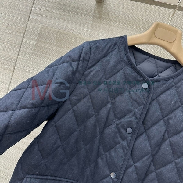  η** ٿ е LP2923022-4