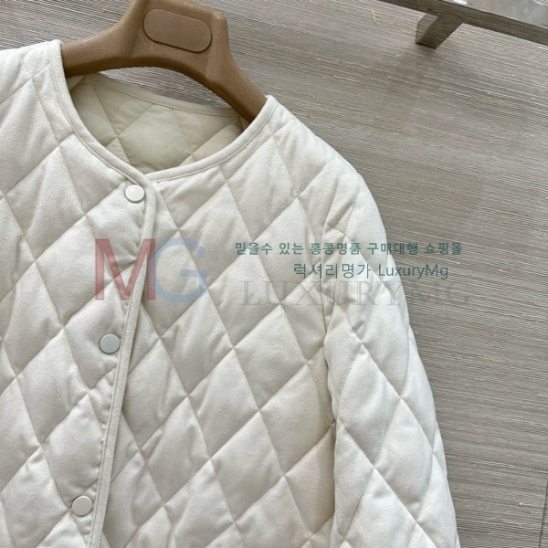  η** ٿ е LP2923022-5