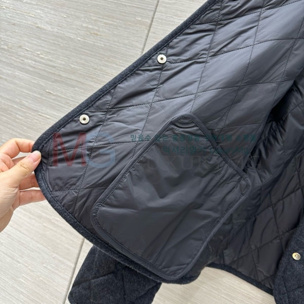  η** ٿ е LP2923022-6