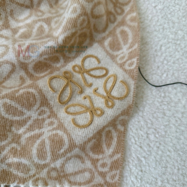 ο ÷/ī LE1110267-2