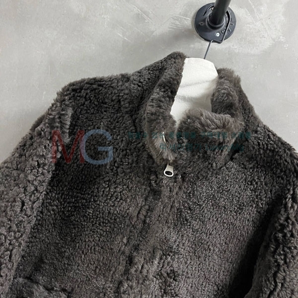 ���� �η�**�� ��� �þ �� ���� LP31055-17