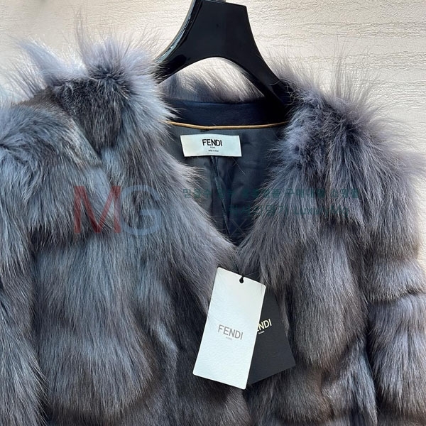   þ   FEND234507-8