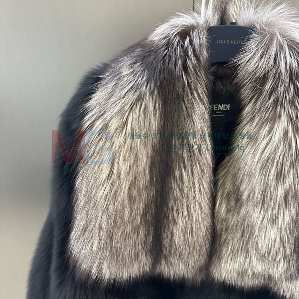   þ   FEND223424-3