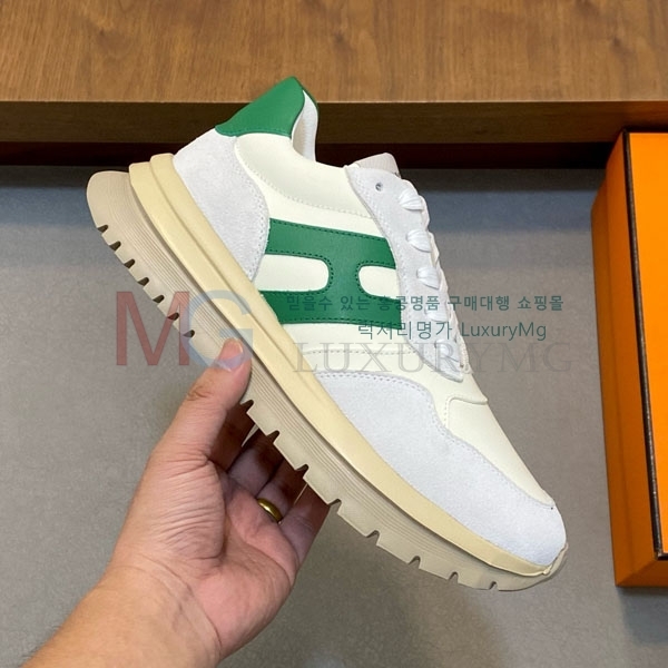 ���� �����޽� ����Ŀ�� 1HE32260-1