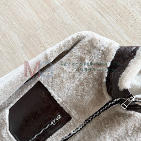  η** þ   LP23345054-11