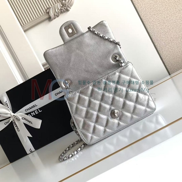 ��* Ŭ���� �̴� �÷��� AS5758-1