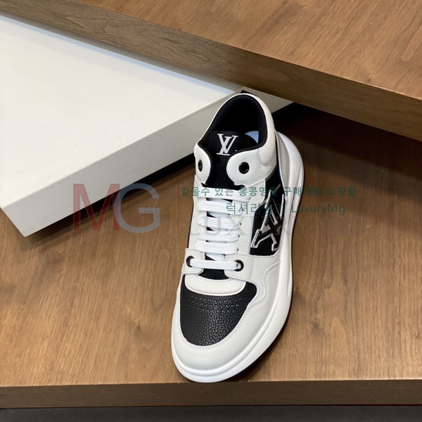 ���� ���̺��� ����Ŀ�� LV66602-4