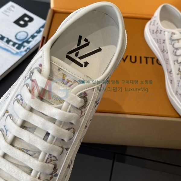 ���� ���̺��� Lagoon ����Ŀ�� LV7800642-5