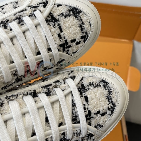 ���� ���̺��� Lagoon ����Ŀ�� LV7800642-4