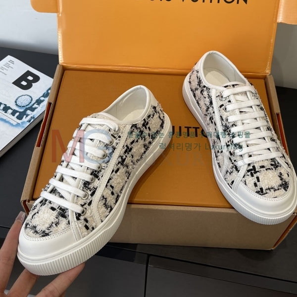 ���� ���̺��� Lagoon ����Ŀ�� LV7800642-1