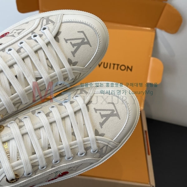 ���� ���̺��� Lagoon ����Ŀ�� LV7800642-2