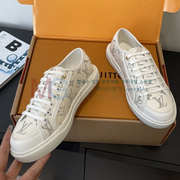 ���� ���̺��� Lagoon ����Ŀ�� LV7800642-2