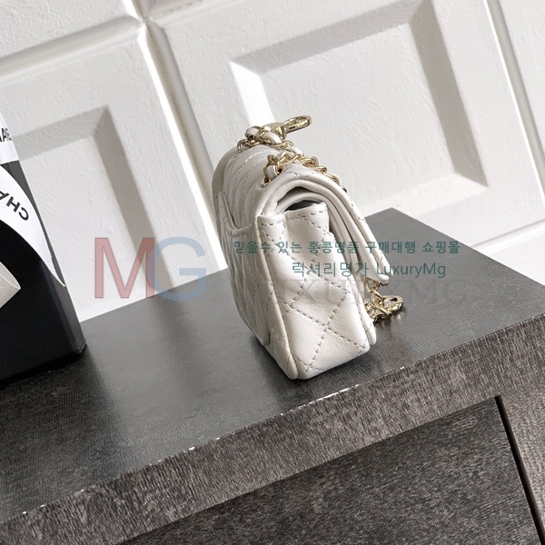 ��* �̴� �÷��� A72030-3