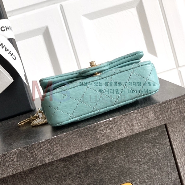 ��* �̴� �÷��� A72030-1