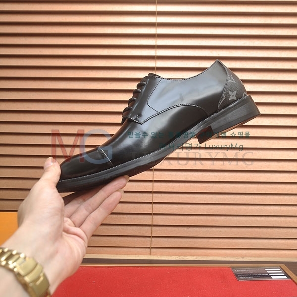 ���� ���̺��� ���� 1LV303664-1