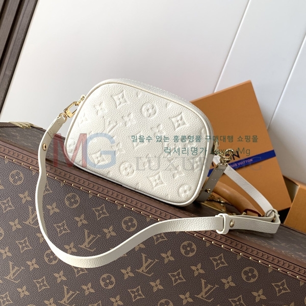 ̺ Ÿ̴ ī޶  ũν  M26509