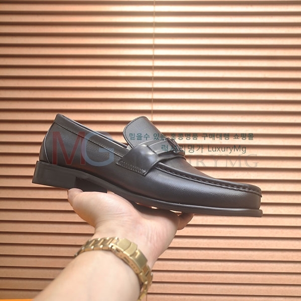 ���� ���̺��� ���� 1LV336021-3