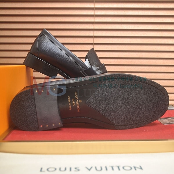 ���� ���̺��� ���� 1LV336021-3