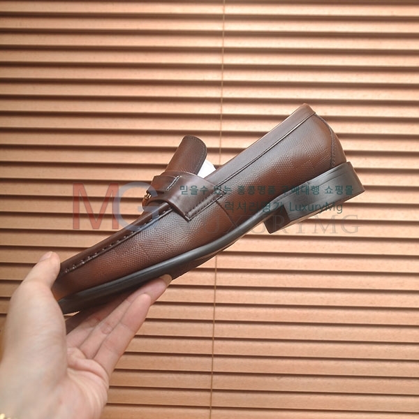 ���� ���̺��� ���� 1LV336021-4