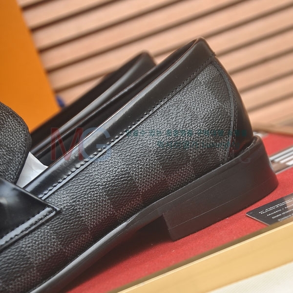 ���� ���̺��� ���� 1LV336021-5