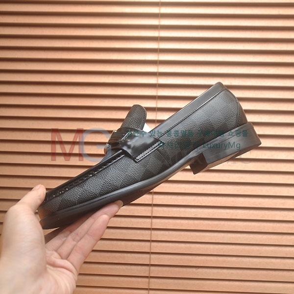 ���� ���̺��� ���� 1LV336021-5