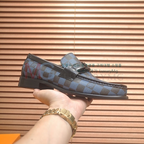 ���� ���̺��� ���� 1LV336021-9