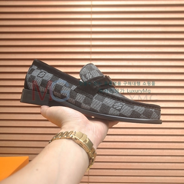 ���� ���̺��� ���� 1LV336021-7