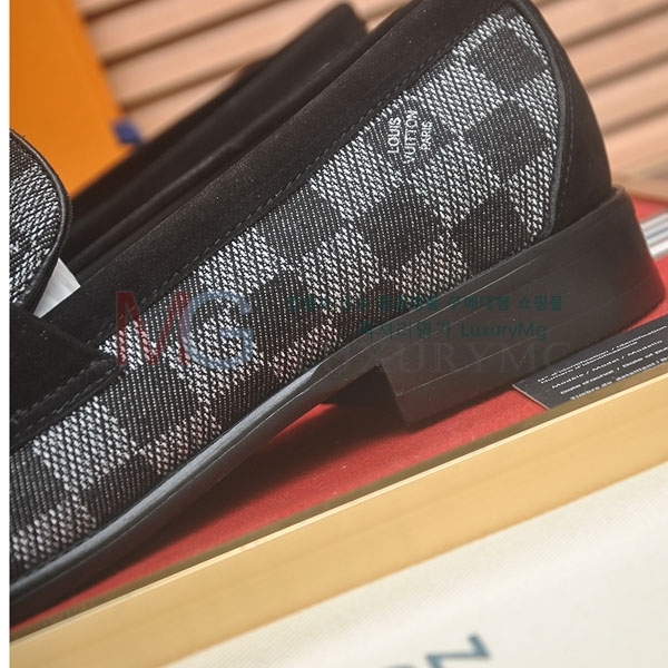 ���� ���̺��� ���� 1LV336021-7