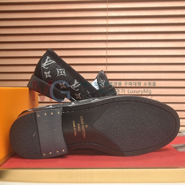 ���� ���̺��� ���� 1LV336021-6