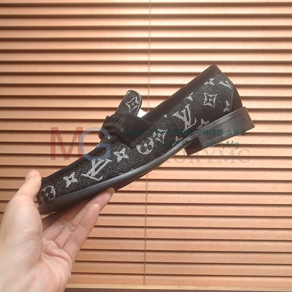 ���� ���̺��� ���� 1LV336021-6