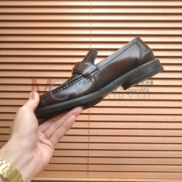 ���� ��� ���� F2599980-5