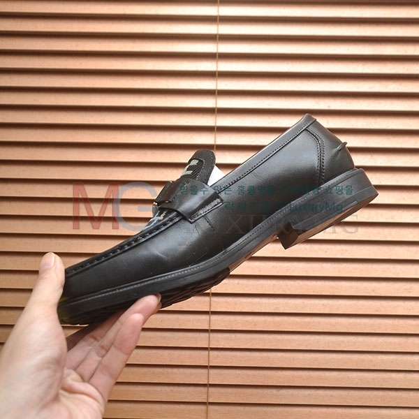 ���� ��� ���� F2599980-1