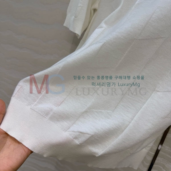 ���� �����޽� ���� Ƽ���� HE632683-7