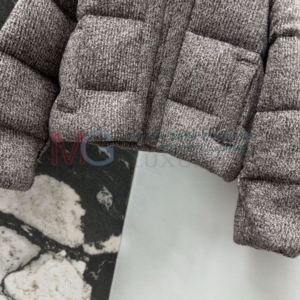 ���� ���ڷ� ��ġ�ڸ� �ٿ� �е� BC56568-7