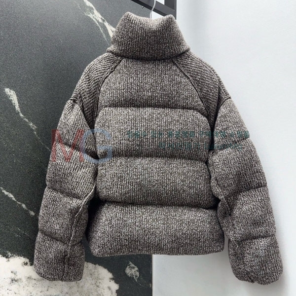 ���� ���ڷ� ��ġ�ڸ� �ٿ� �е� BC56568-7