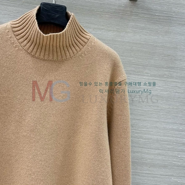 ���� �η�**�� ������ LP325677-8