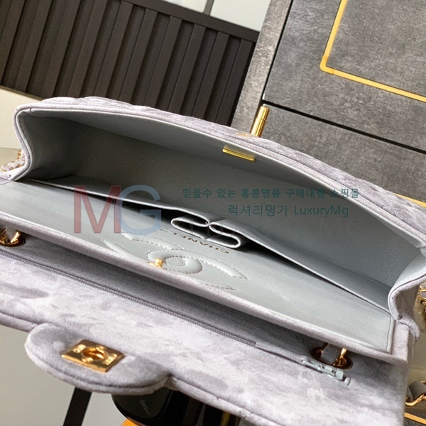 ��* �̵� �÷��� A255570-3