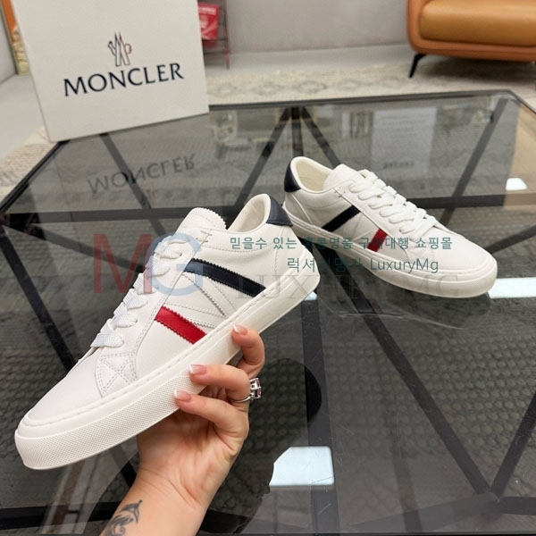  ���� ��**�� ����Ŀ�� MO3669051