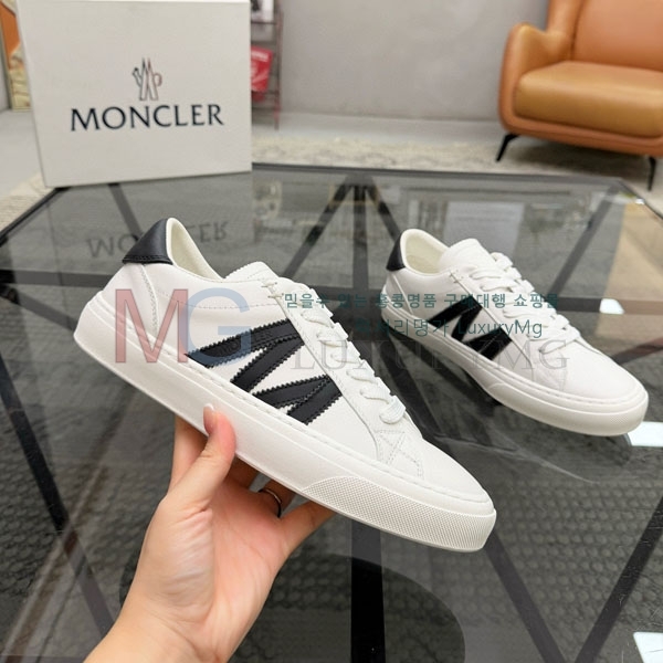  ���� ��**�� ����Ŀ�� MO3669051-2