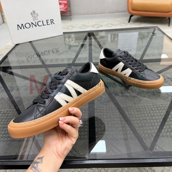  ���� ��**�� ����Ŀ�� MO3669051-1