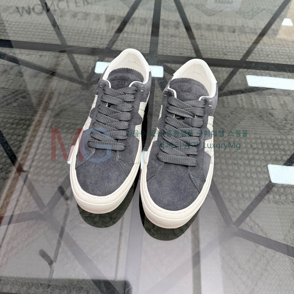  ���� ��**�� ����Ŀ�� MO3669051-4