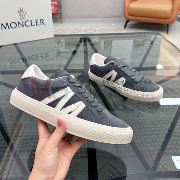  ���� ��**�� ����Ŀ�� MO3669051-4