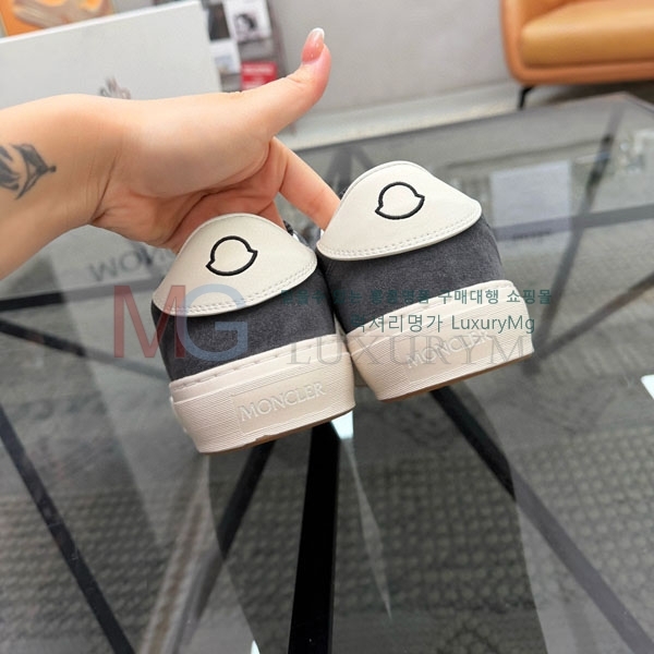  ���� ��**�� ����Ŀ�� MO3669051-4