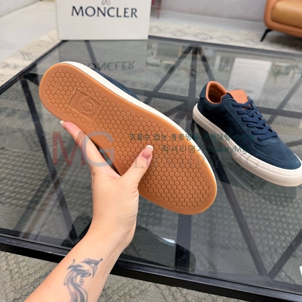  ���� ��**�� ����Ŀ�� MO366925-1